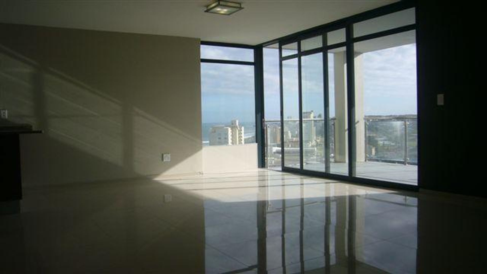 3 Bedroom Property for Sale in Bloubergrant Western Cape